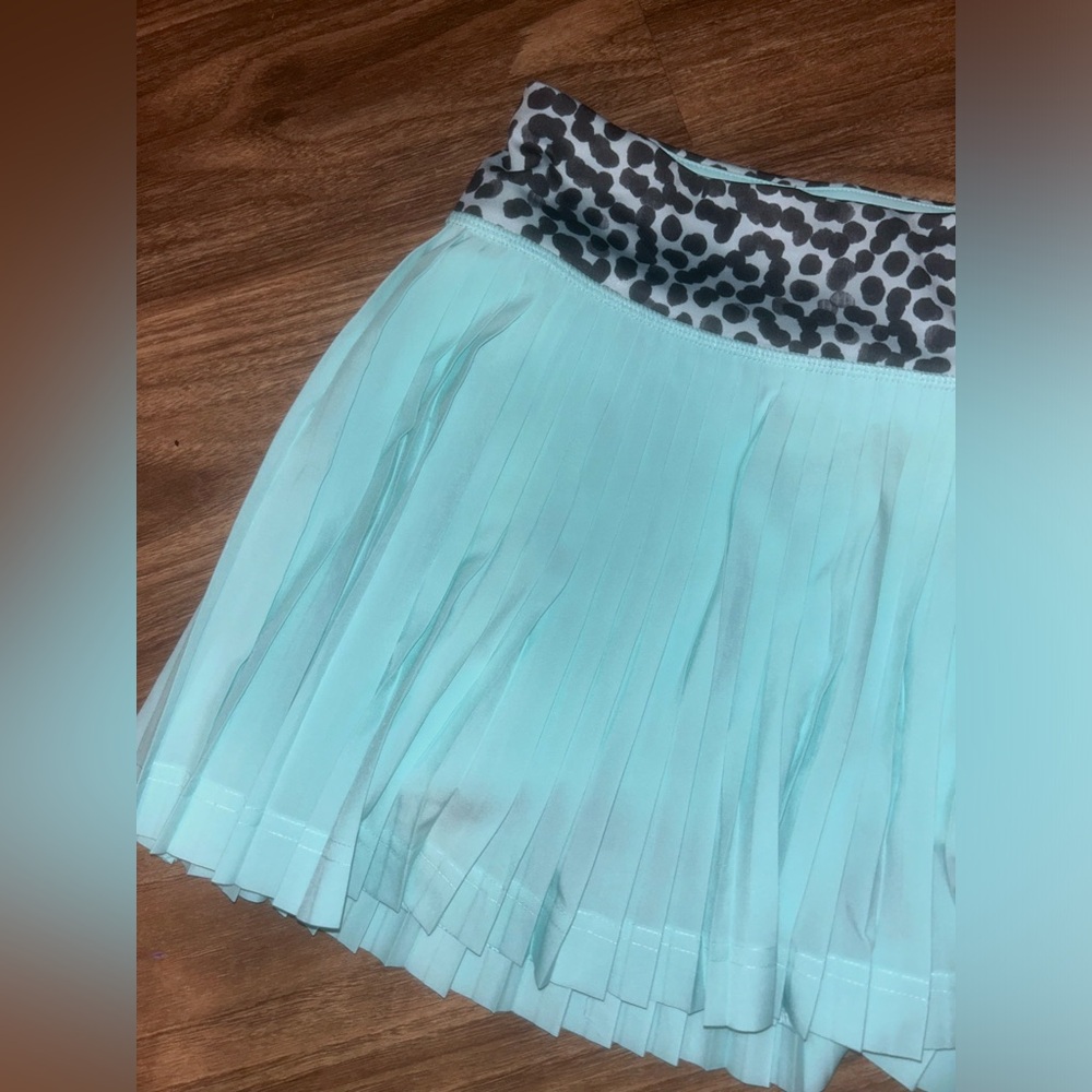 Mint & Leopard LululLemon Tennis Skort EUC! Sz 8